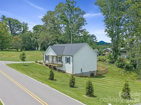 105 Crowder Hills Lane Asheville NC 28804