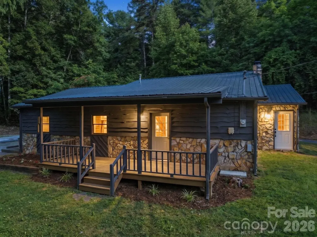 1415 Mcrary Creek Road Lenoir NC 28645