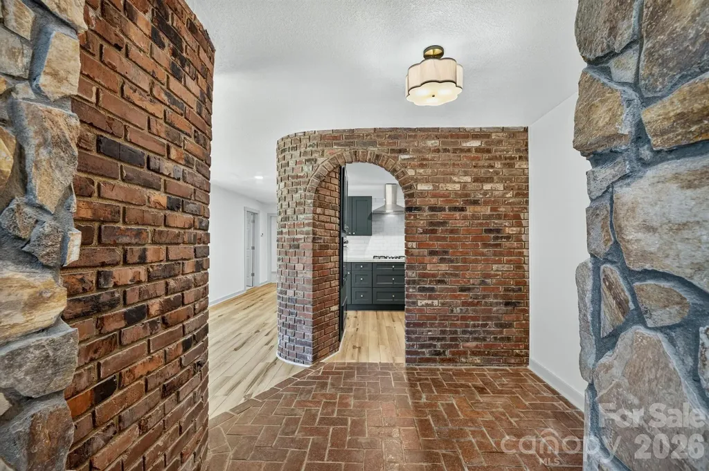 1415 Mcrary Creek Road Lenoir NC 28645