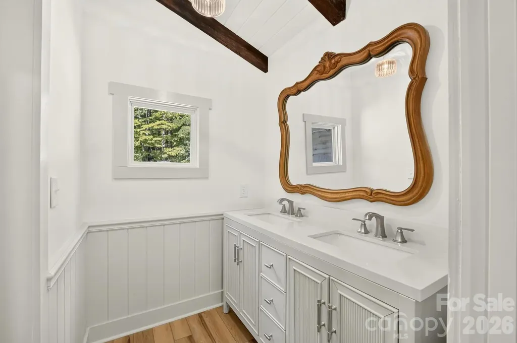 1415 Mcrary Creek Road Lenoir NC 28645
