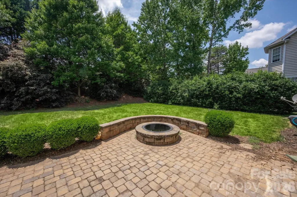 902 Lillieshall Road Waxhaw NC 28173