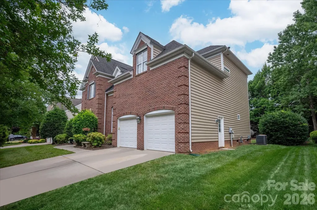 902 Lillieshall Road Waxhaw NC 28173