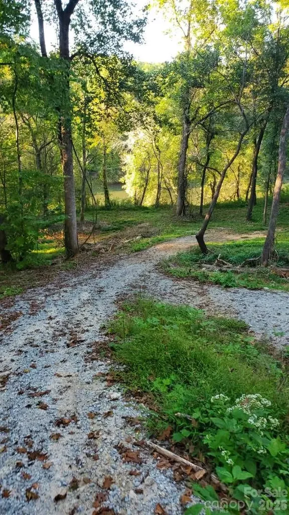 5371 Us 221a Highway Mooresboro NC 28114