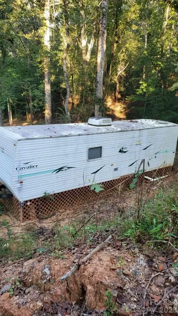 5371 Us 221a Highway Mooresboro NC 28114