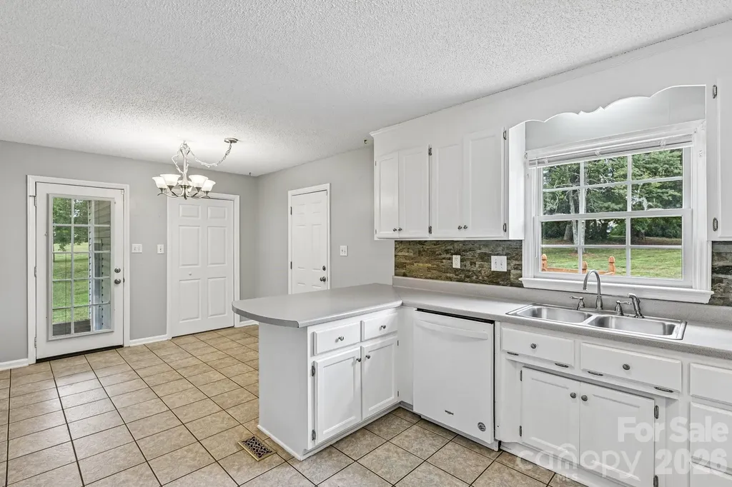 738 Mcdaniel Road Kings Mountain NC 28086