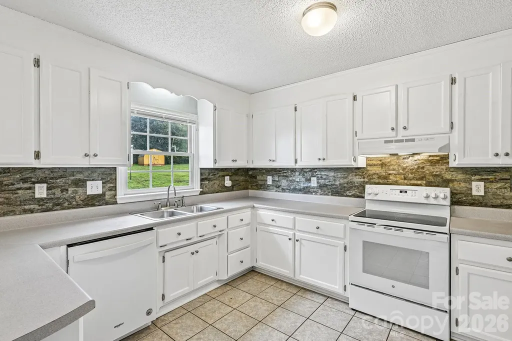 738 Mcdaniel Road Kings Mountain NC 28086