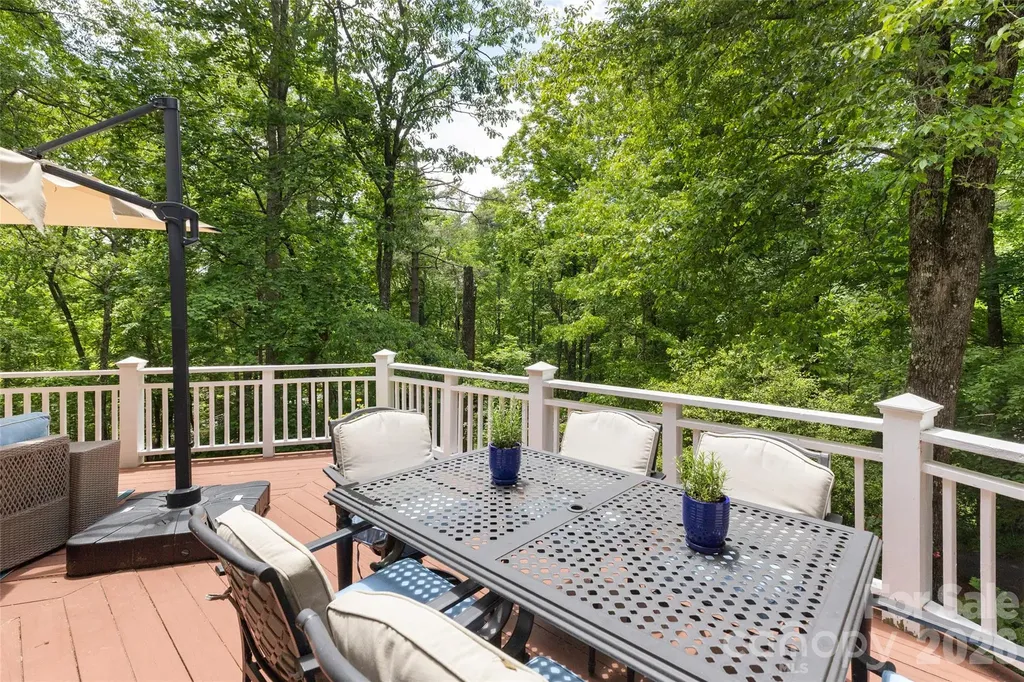 85 & 95 Ralph Thomas Road Highlands NC 28741