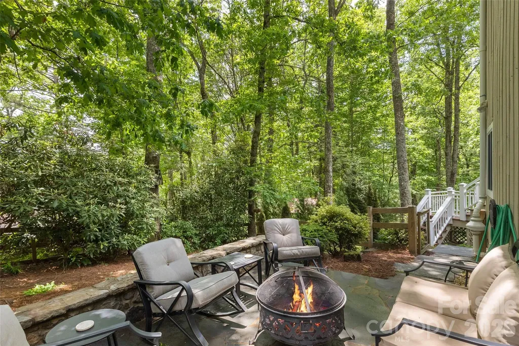 85 & 95 Ralph Thomas Road Highlands NC 28741