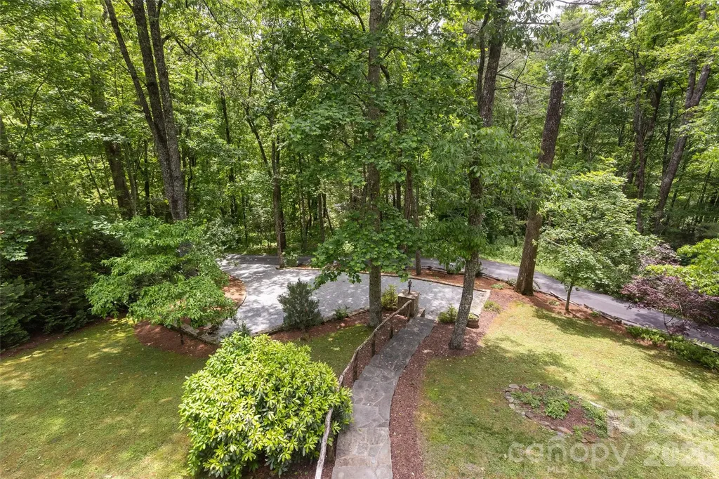 85 & 95 Ralph Thomas Road Highlands NC 28741