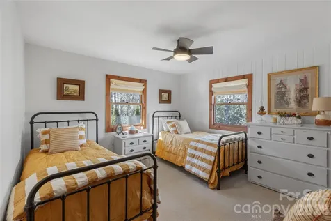 85 & 95 Ralph Thomas Road Highlands NC 28741