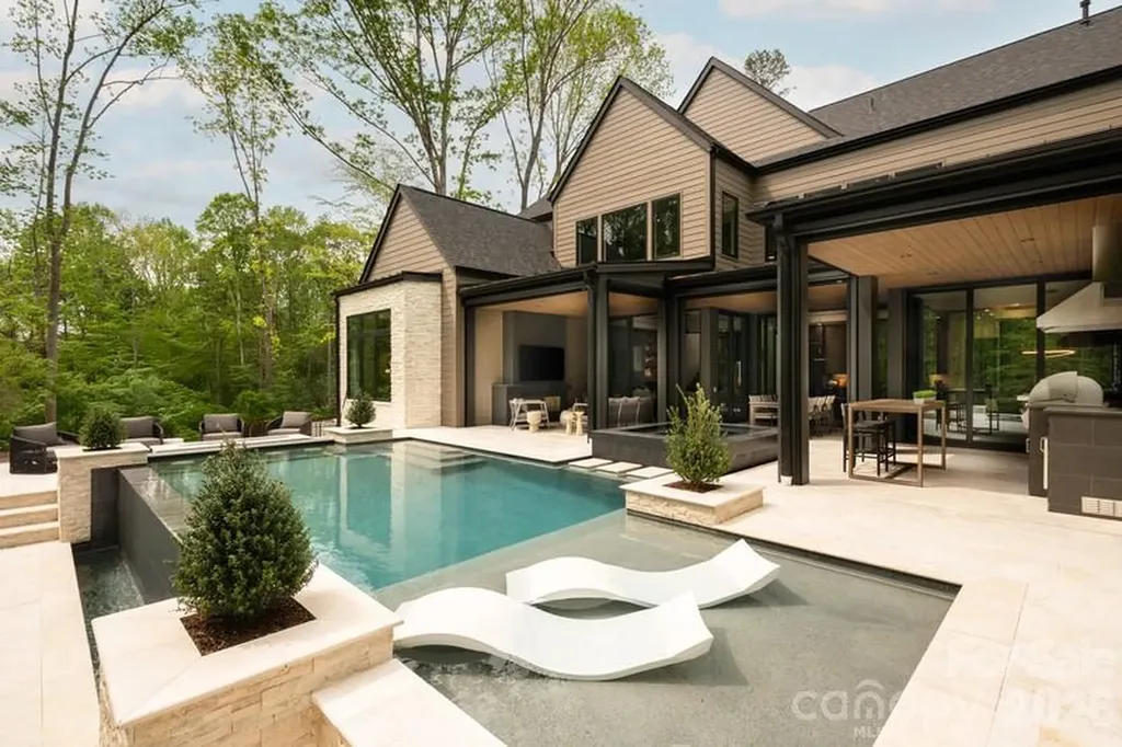 907 Osprey Bluff Court Belmont NC 29710