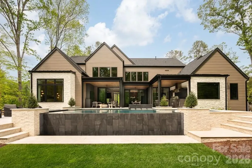 907 Osprey Bluff Court Belmont NC 29710