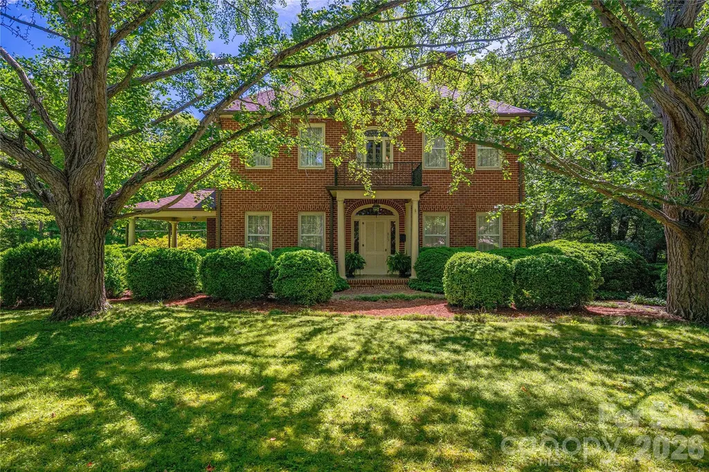 805 S Aspen Street Lincolnton NC 28092