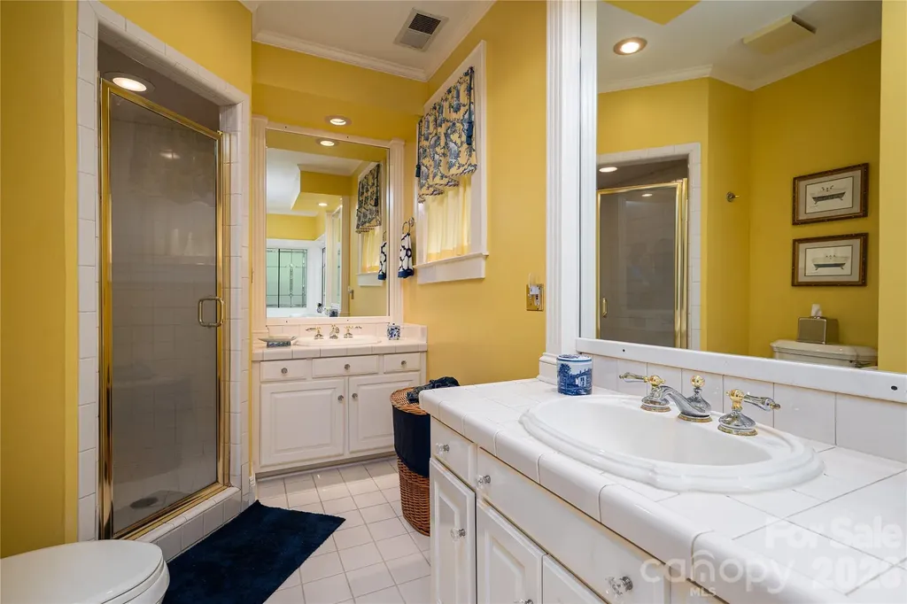 805 S Aspen Street Lincolnton NC 28092