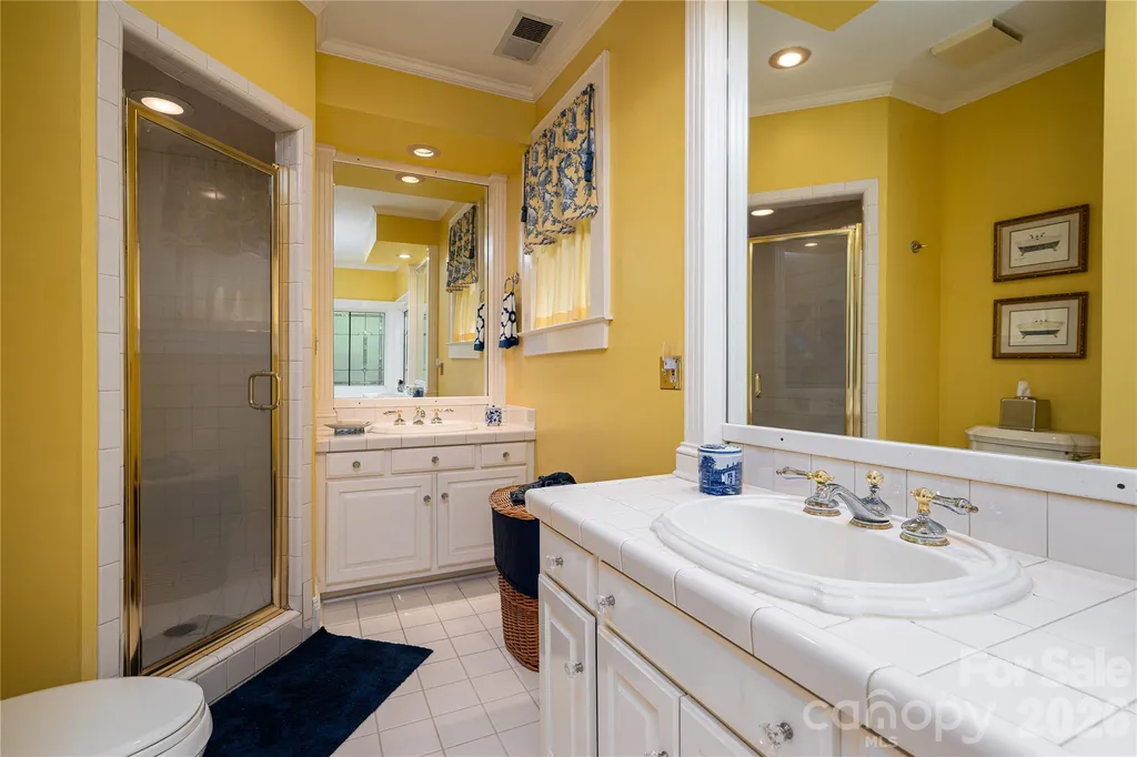 805 S Aspen Street Lincolnton NC 28092