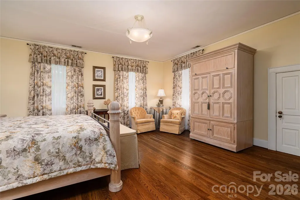 805 S Aspen Street Lincolnton NC 28092