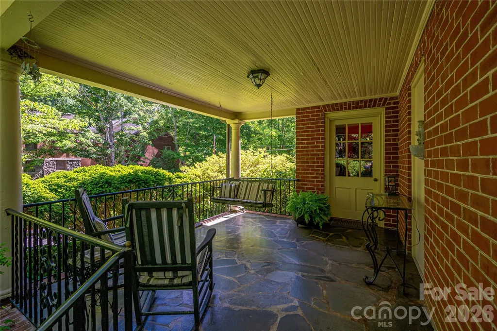 805 S Aspen Street Lincolnton NC 28092