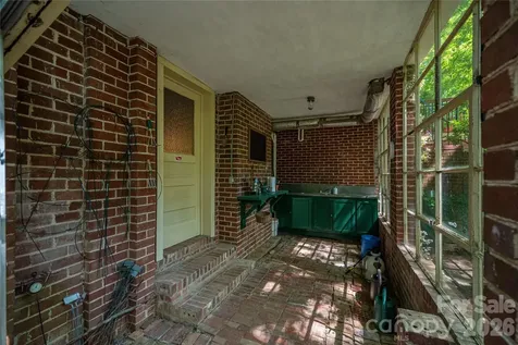 805 S Aspen Street Lincolnton NC 28092