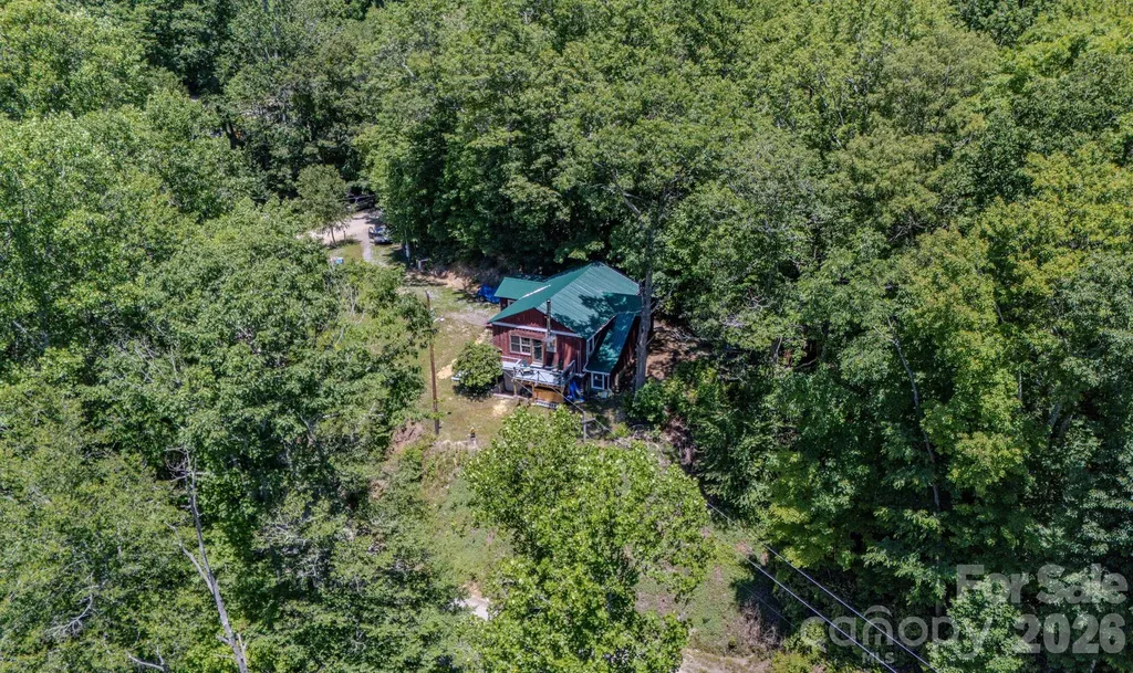1712 Little Creek Road Hot Springs NC 28743