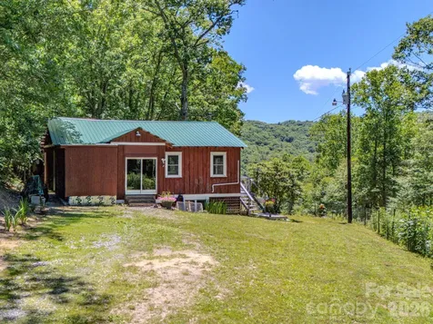 1712 Little Creek Road Hot Springs NC 28743
