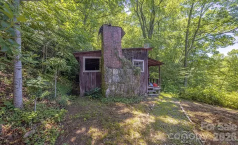 1712 Little Creek Road Hot Springs NC 28743