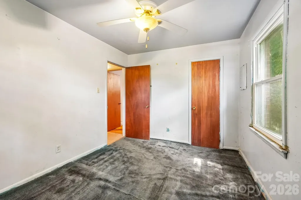 1936 St Paul Street Charlotte NC 28216