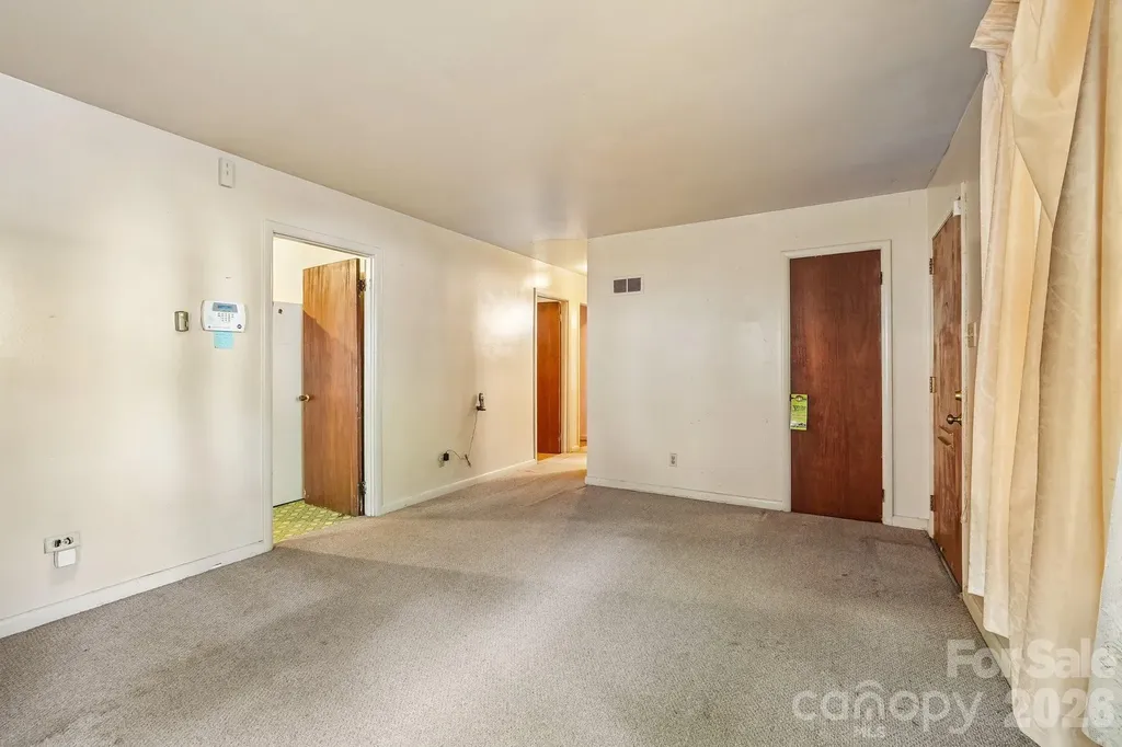 1936 St Paul Street Charlotte NC 28216