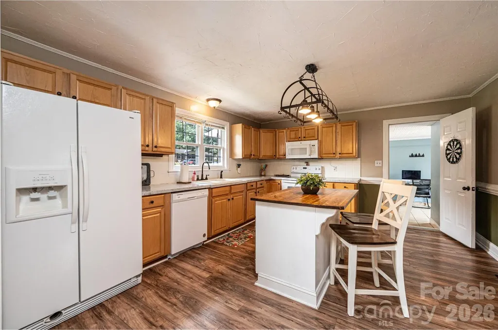108 Merrywood Drive Lenoir NC 28645
