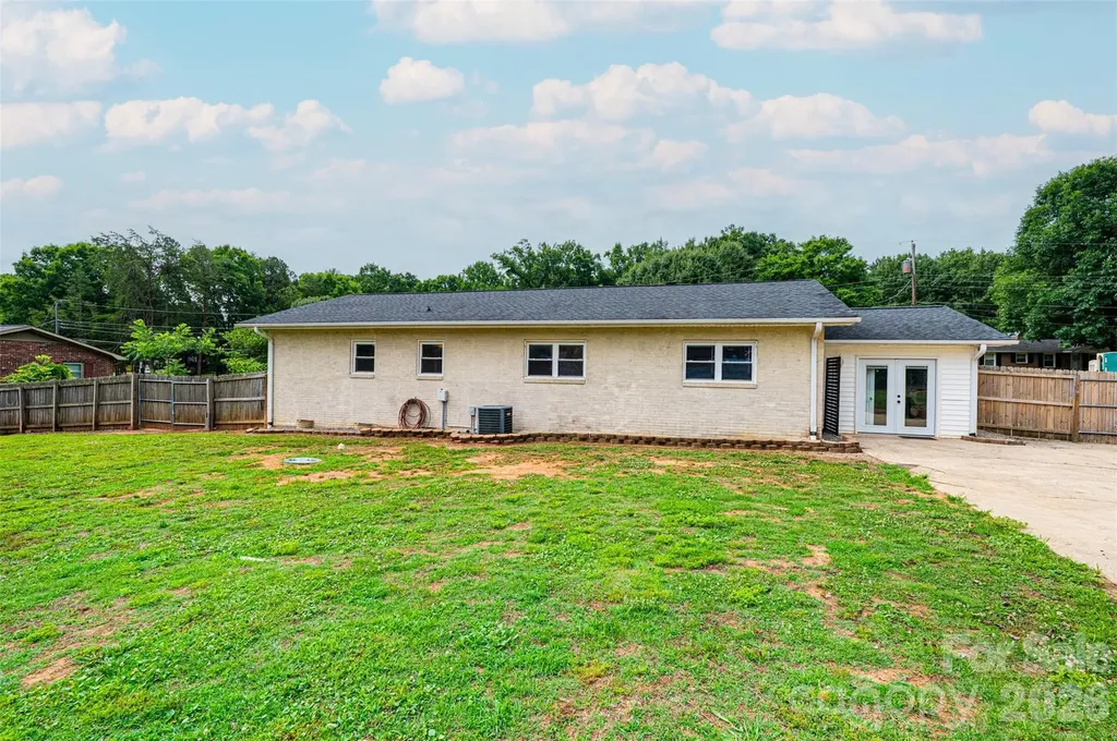 108 Merrywood Drive Lenoir NC 28645
