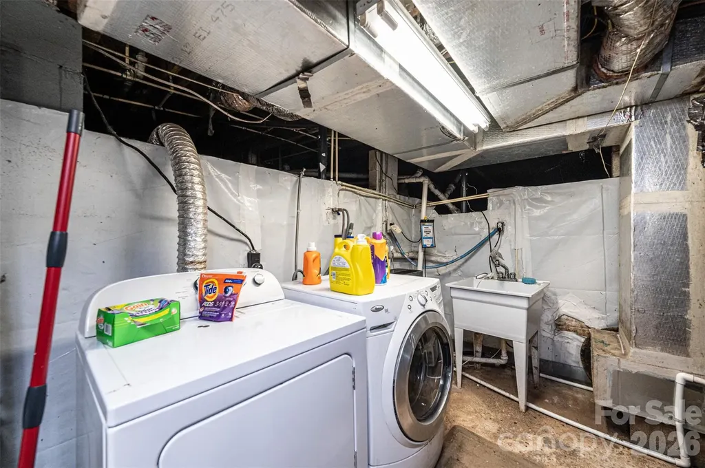 108 Merrywood Drive Lenoir NC 28645