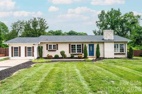 108 Merrywood Drive Lenoir NC 28645