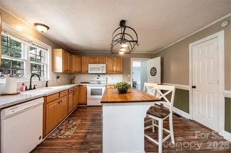 108 Merrywood Drive Lenoir NC 28645