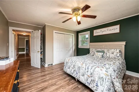 108 Merrywood Drive Lenoir NC 28645