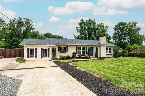 108 Merrywood Drive Lenoir NC 28645