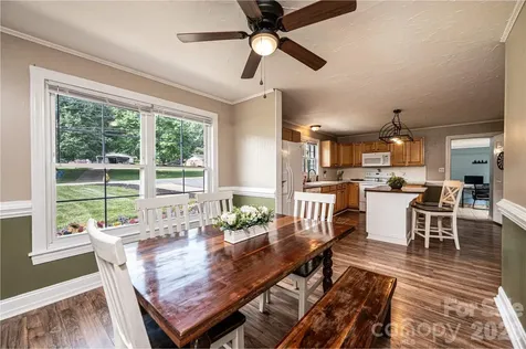 108 Merrywood Drive Lenoir NC 28645