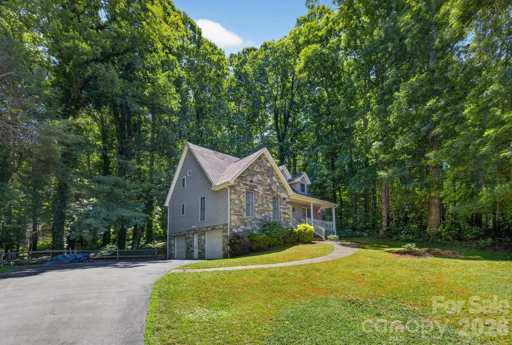 163 Canaan Drive Candler NC 28715