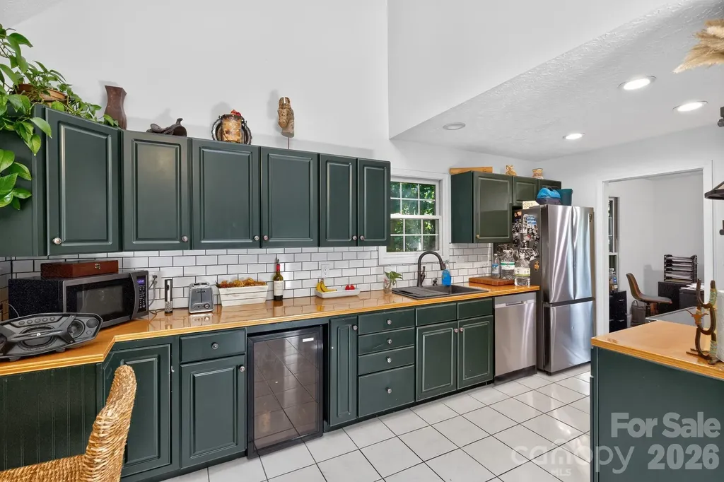 163 Canaan Drive Candler NC 28715
