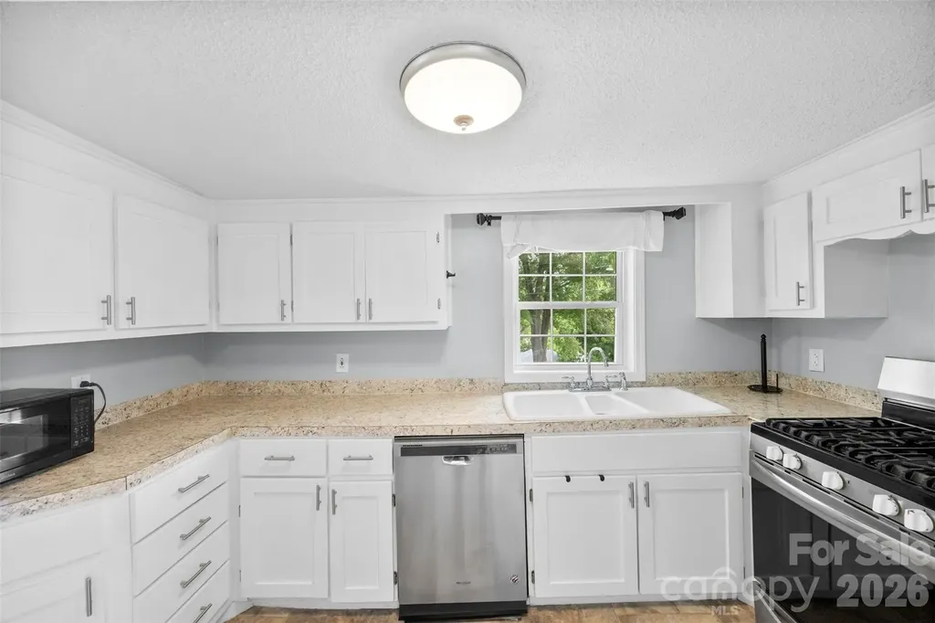 116 7th Street Cramerton NC 28032
