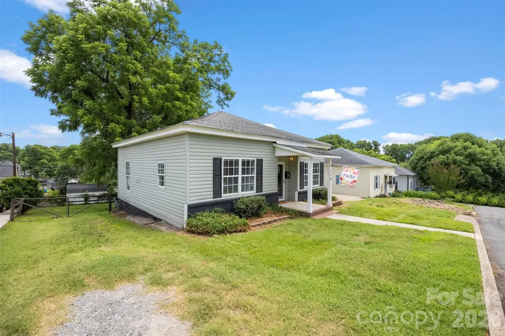 116 7th Street Cramerton NC 28032