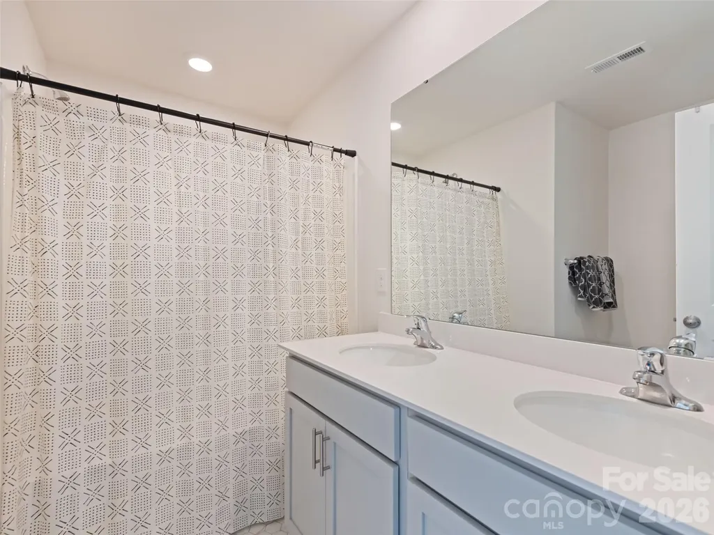 104 Wheatfield Road Fletcher NC 28732