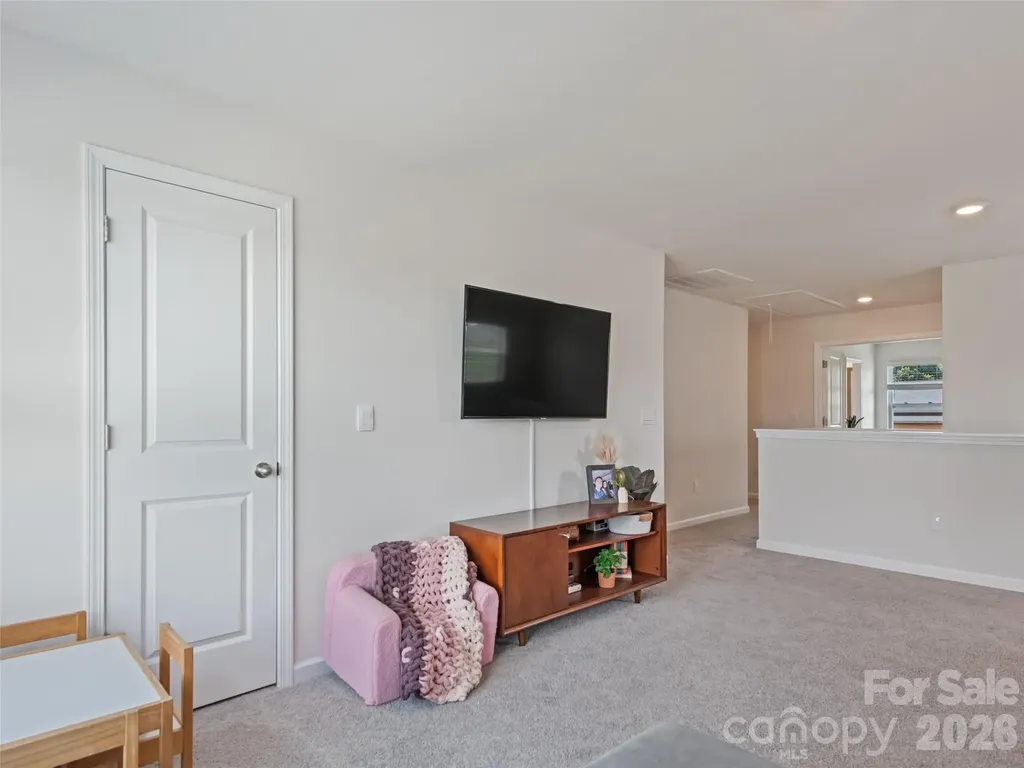 104 Wheatfield Road Fletcher NC 28732