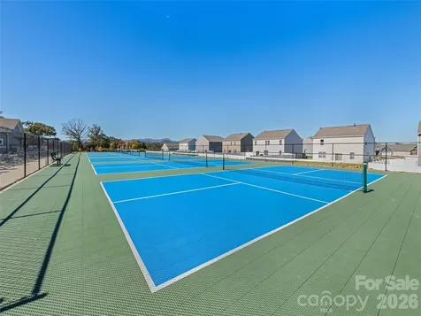 104 Wheatfield Road Fletcher NC 28732