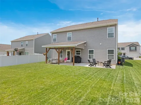 104 Wheatfield Road Fletcher NC 28732