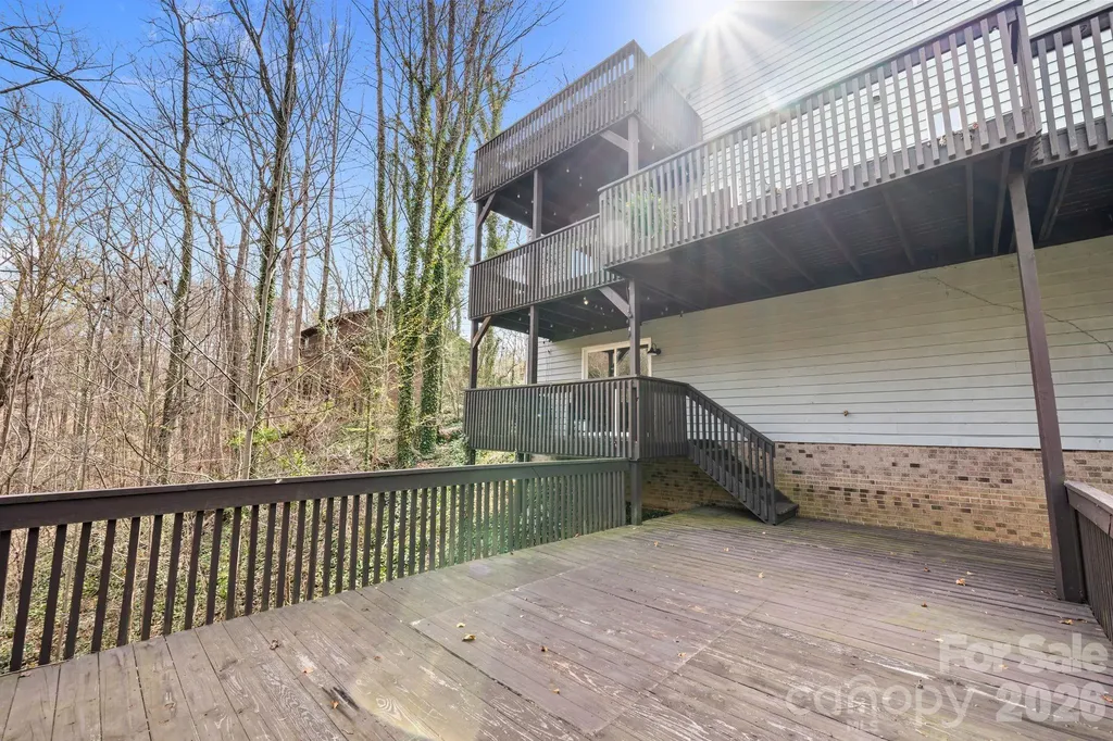 350 21st Avenue Drive NW Hickory NC 28601