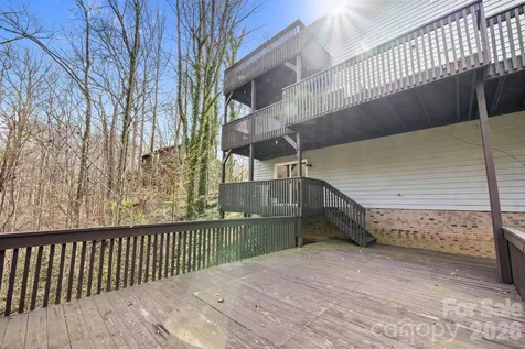 350 21st Avenue Drive NW Hickory NC 28601