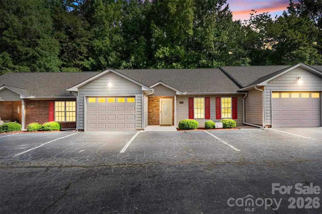 402 Pinefield Place Thomasville NC 27360