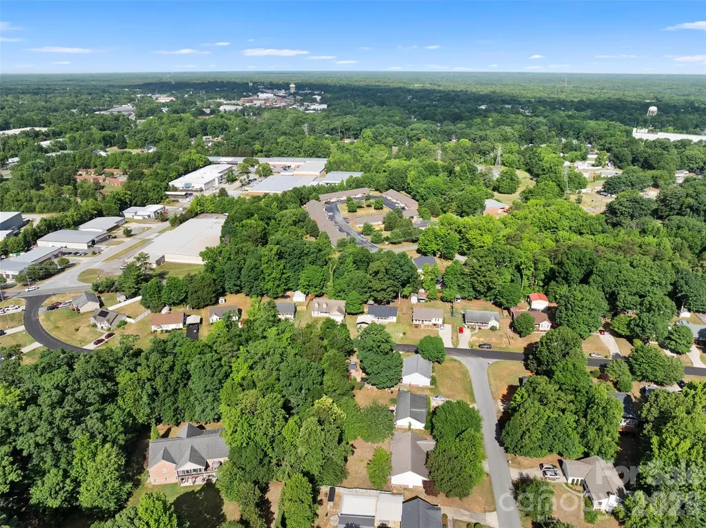 402 Pinefield Place Thomasville NC 27360