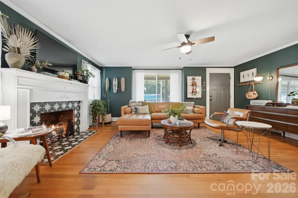 504 W 6th Street Newton NC 28658