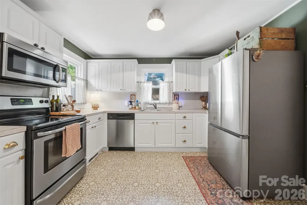 504 W 6th Street Newton NC 28658