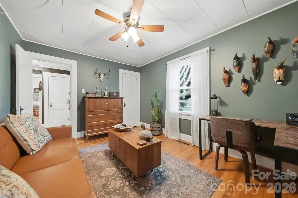 504 W 6th Street Newton NC 28658